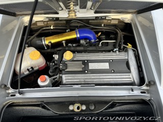 Opel Speedster 2002