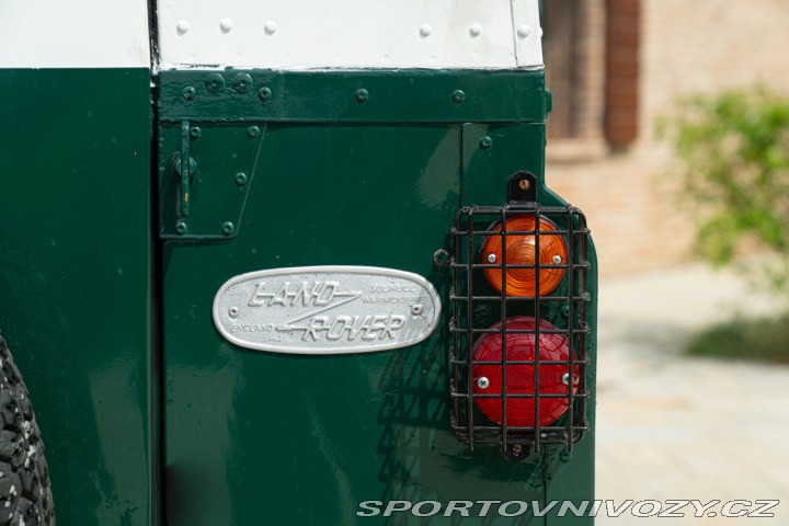 Ostatní značky Ostatní modely Land Rover 88 SERIE II A 1977
