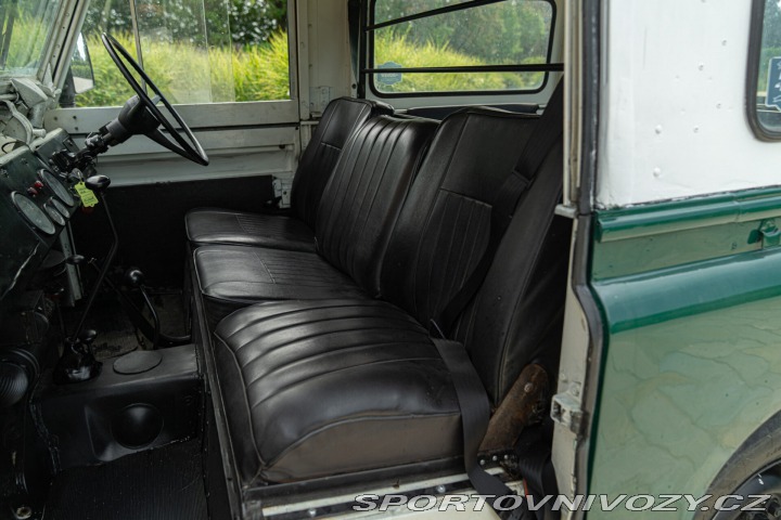 Ostatní značky Ostatní modely Land Rover 88 SERIE II A 1977