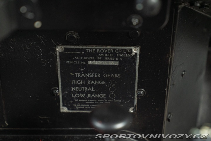 Ostatní značky Ostatní modely Land Rover 88 SERIE II A 1977