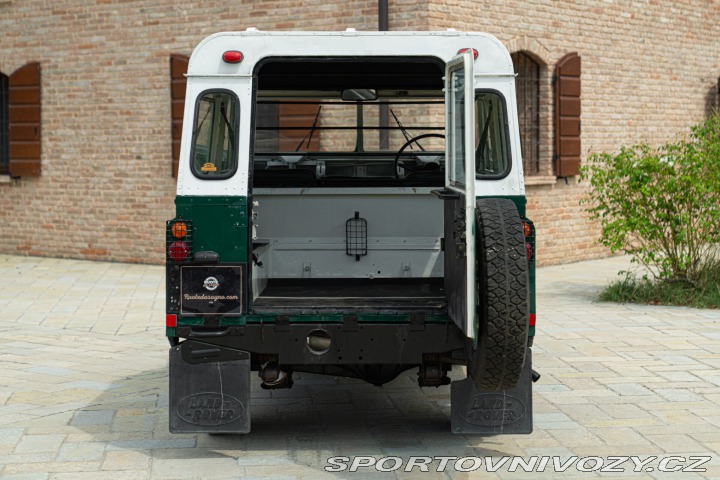 Ostatní značky Ostatní modely Land Rover 88 SERIE II A 1977