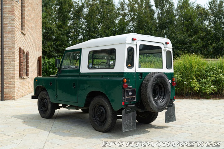 Ostatní značky Ostatní modely Land Rover 88 SERIE II A 1977