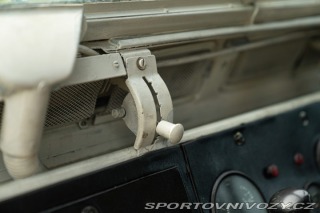 Ostatní značky Ostatní modely Land Rover 88 SERIE II A 1977