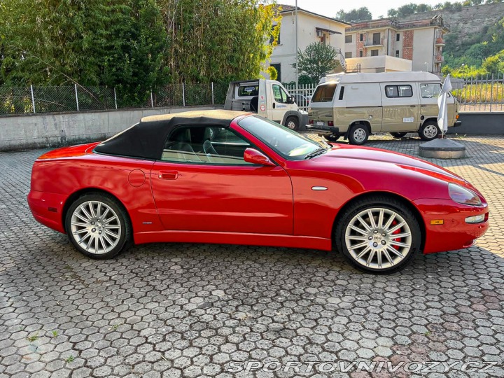 Maserati Spyder 2002