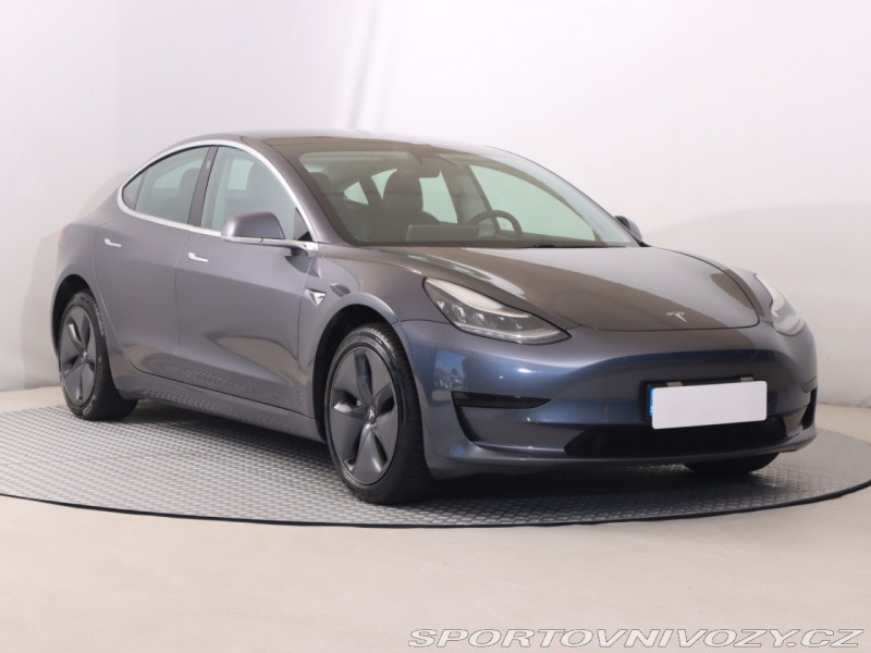 Tesla Model 3 Std Range Plus 52kWh