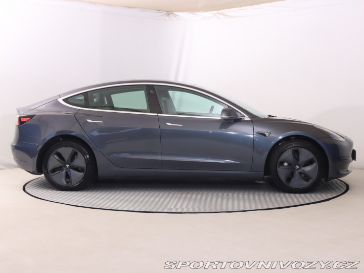 Tesla Model 3 Std Range Plus 52kWh 2019