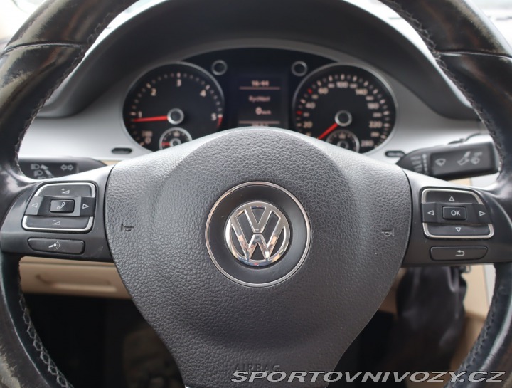 Volkswagen Passat CC CC  2.0 TDI 2009