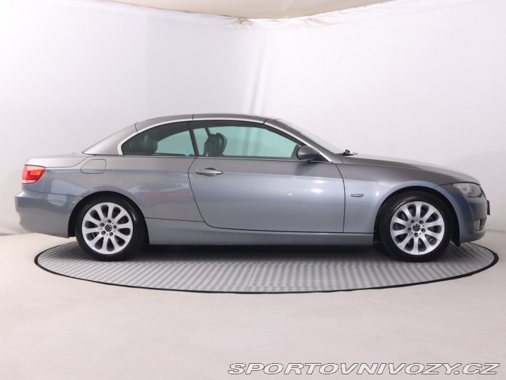 BMW 3 325 i 2007