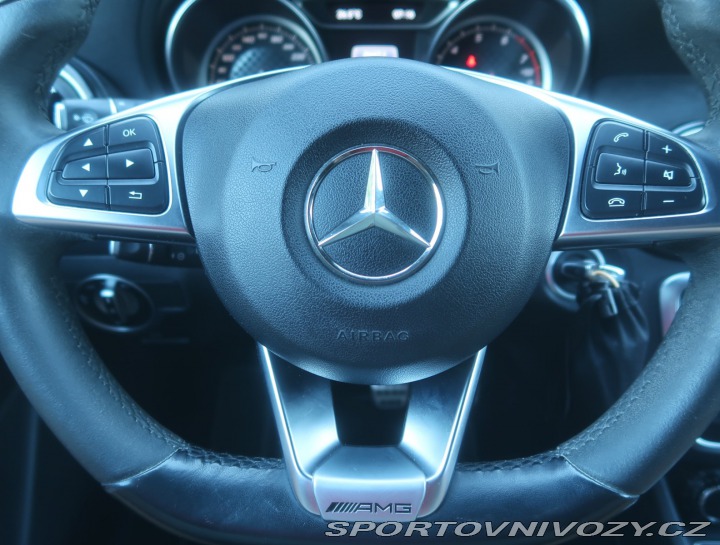 Mercedes-Benz A AMG line A 180 2017