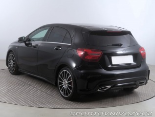 Mercedes-Benz A AMG line A 180 2017
