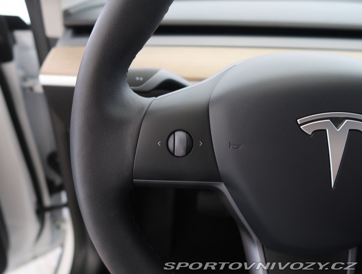 Tesla Model Y Long Range AWD 75kWh 2021