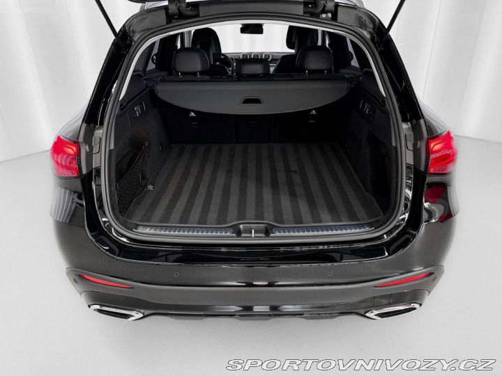 Mercedes-Benz Ostatní modely GLC d 4MATIC AMG, DISTRONIC, 2025