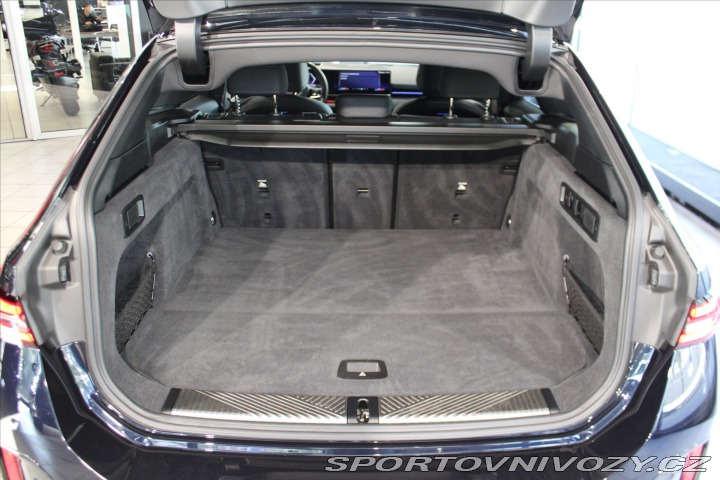 BMW 5 520d xDrive M Sport Pro D 2025