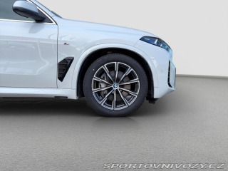 BMW X5 xDrive50e 2025