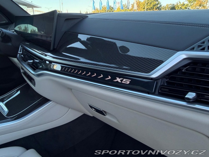 BMW X5 xDrive40d 2025