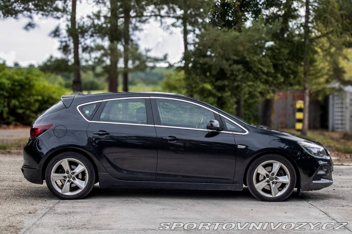 Opel Astra J 2.0 CDTI 143kW MT/6 20 2014