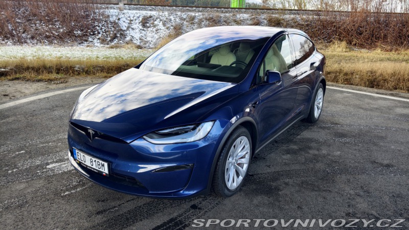Tesla Model X PLAID