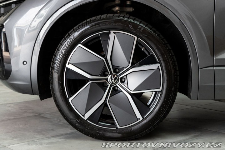 Volkswagen Ostatní modely Touareg 3.0 TDI R-LINE*ZÁRUKA*TAŽ 2024