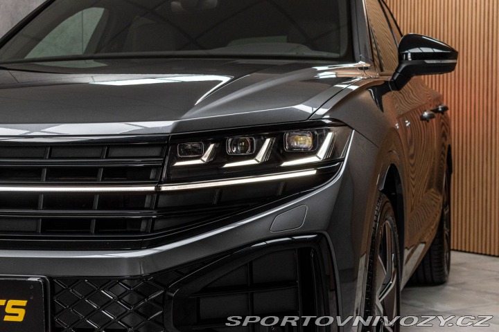 Volkswagen Ostatní modely Touareg 3.0 TDI R-LINE*ZÁRUKA*TAŽ 2024
