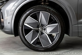 Volkswagen Ostatní modely Touareg 3.0 TDI R-LINE*ZÁRUKA*TAŽ 2024