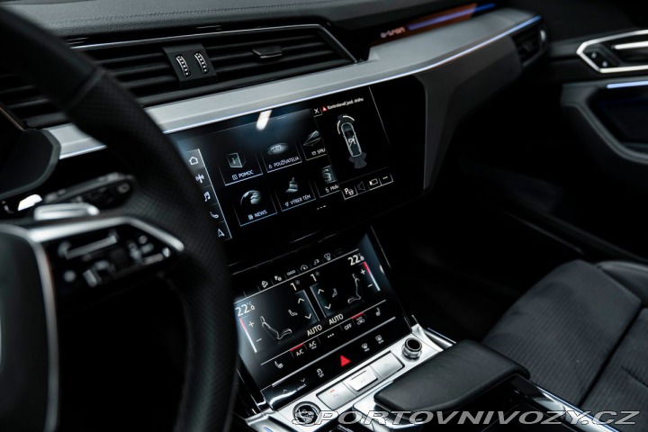Audi Ostatní modely Q8 e-tron E-TRON 2023