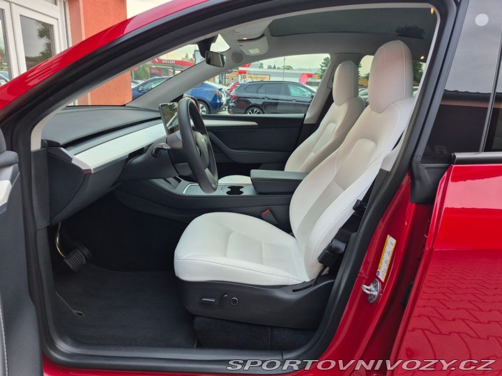 Tesla Model Y Dual Motor 378 kW SOH 93, 2022