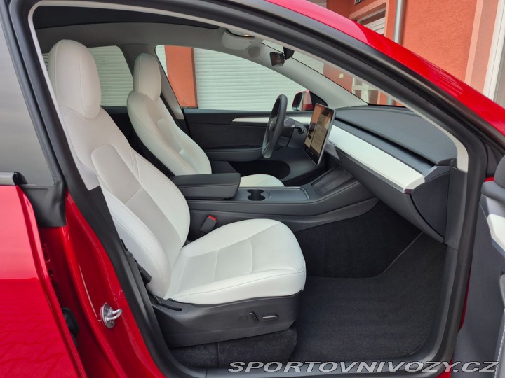 Tesla Model Y Dual Motor 378 kW SOH 93, 2022
