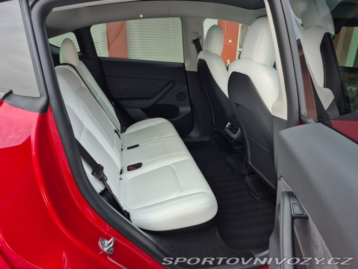 Tesla Model Y Dual Motor 378 kW SOH 93, 2022