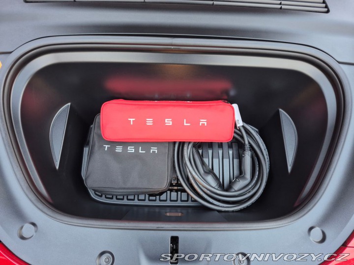 Tesla Model Y Dual Motor 378 kW SOH 93, 2022