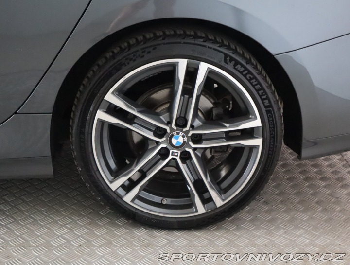 BMW 2 Sport Line 218d 2021