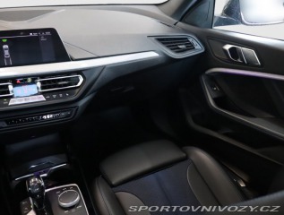 BMW 2 Sport Line 218d 2021