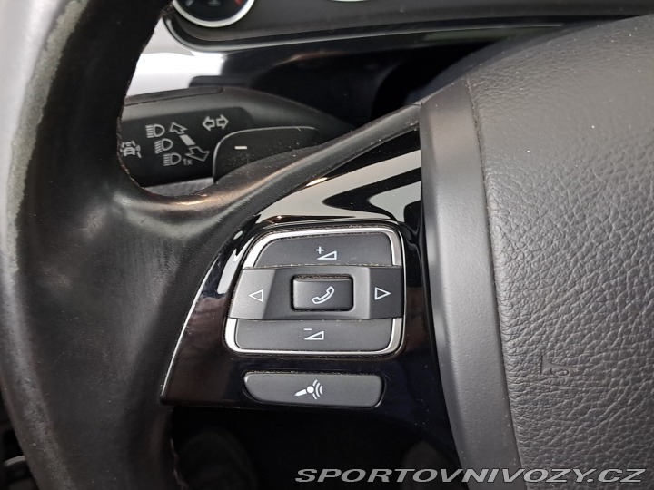 Volkswagen Ostatní modely Touareg  4.2 V8 TDi 2013