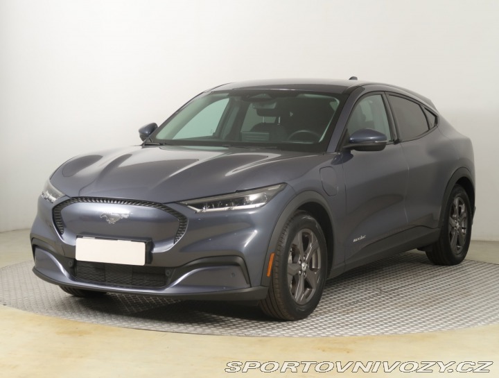 Ford Mustang Mach-E Standard Range RW 2021
