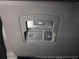 Ostatní značky Ostatní modely Land Rover Range Rover Velar R-Dynamic SE P380 2018