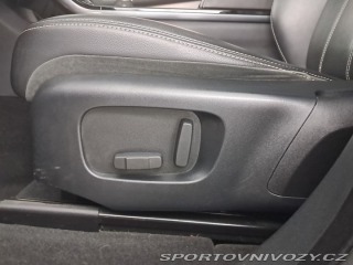 Ostatní značky Ostatní modely Land Rover Range Rover Velar R-Dynamic SE P380 2018