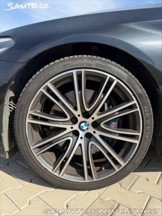 BMW 5 3,0   Downpipes + Stage 1 2017