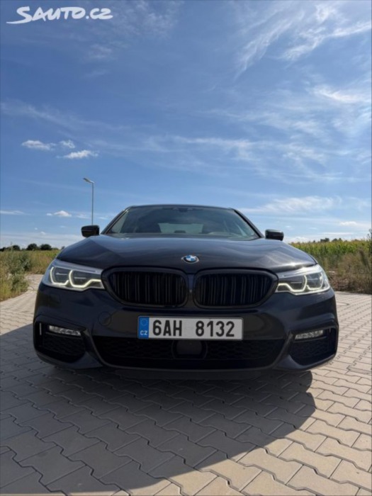 BMW 5 3,0 BMW 540i, Downpipes