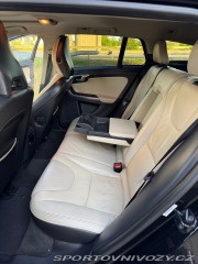 Volvo V60 2,4 D5 AWD 158kw 2011