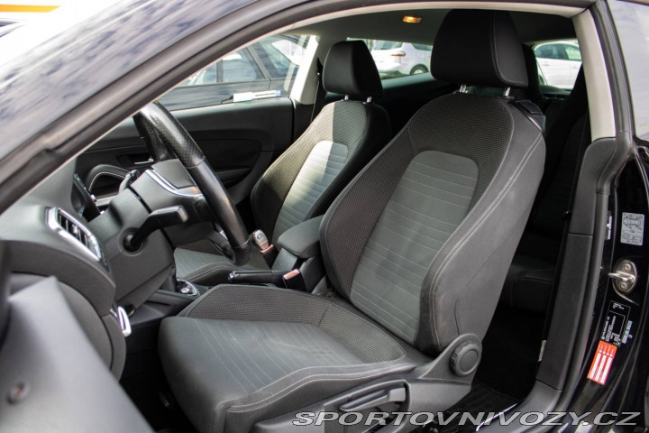 Volkswagen Scirocco 1.4 TSI / 90kW / M6 / ZÁ 2012