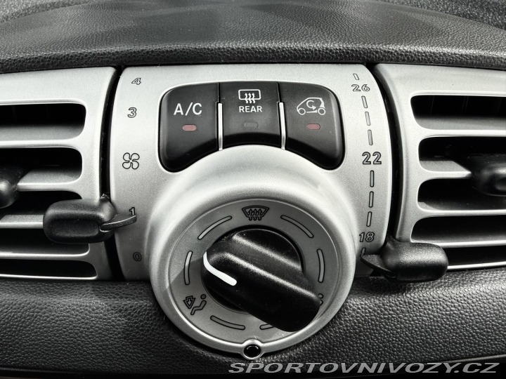 Smart Fortwo 1,0 62kW Cabrio kůže REZE 2009