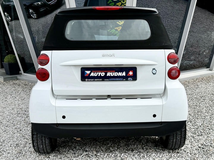 Smart Fortwo 1,0 62kW Cabrio kůže REZE 2009