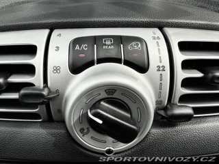 Smart Fortwo 1,0 62kW Cabrio kůže REZE 2009