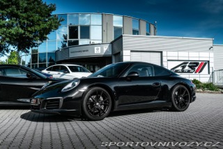 Porsche 911 Carrera 991 Sport Chrono 2018