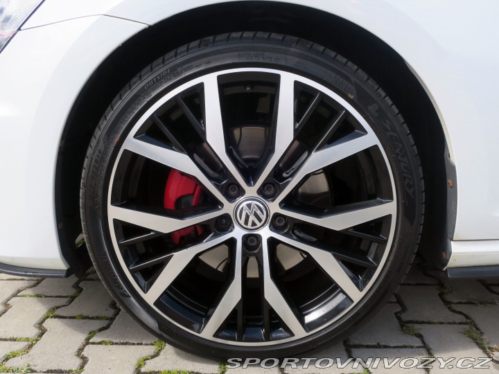 Volkswagen Golf 7 GTi 162kW - Manuál, Dyn 2015