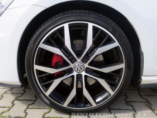 Volkswagen Golf 7 GTi 162kW - Manuál, Dyn 2015