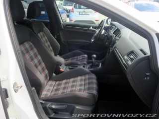 Volkswagen Golf 7 GTi 162kW - Manuál, Dyn 2015