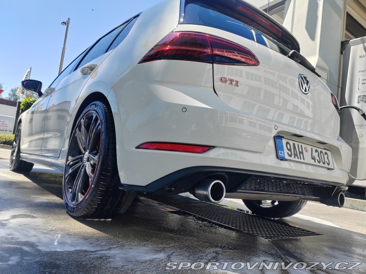 Volkswagen Golf 7.5 GTI Performance 2019