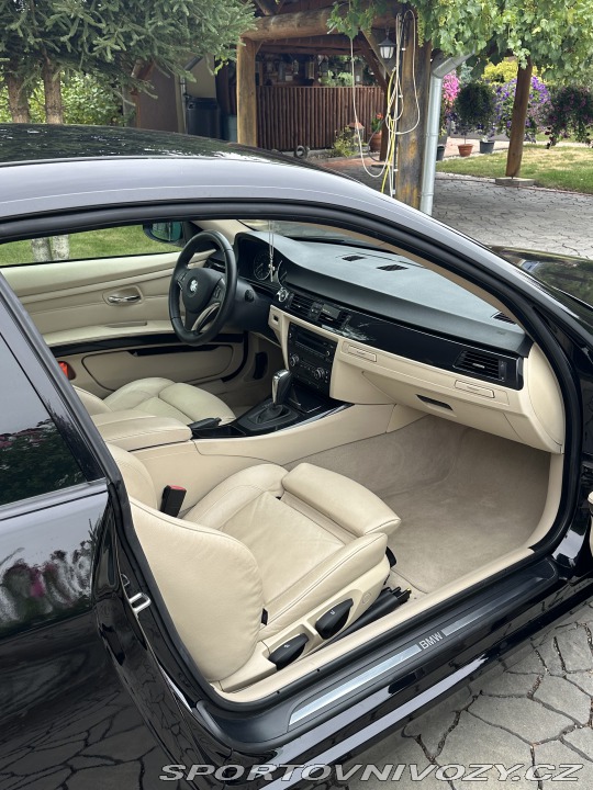 BMW 3 E92 320xd 2009