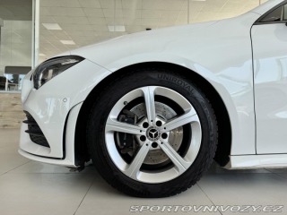 Mercedes-Benz CLA 200 Aut 120kW*AMG*MAX.VÝB 2020