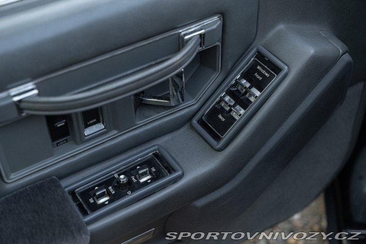 Ostatní značky Ostatní modely Cadillac SEVILLE 4.5 V8 1988